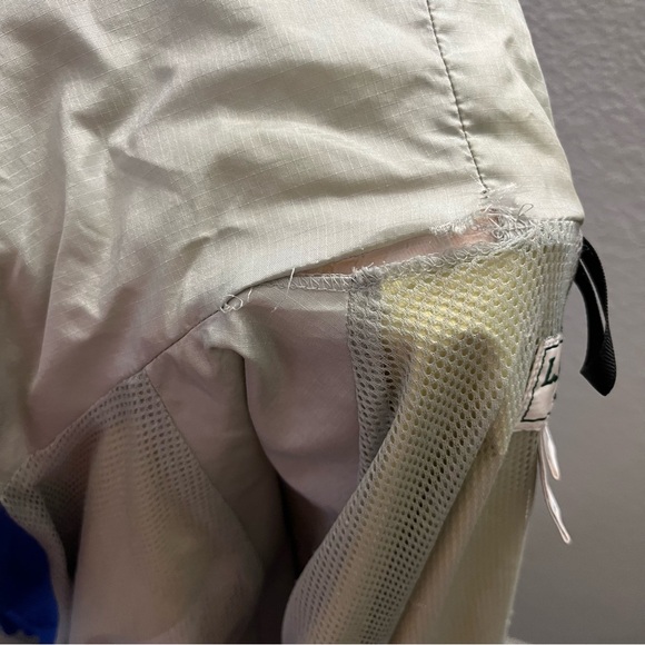 L.L.Bean Stowaway Women’s Sz XL Rain Jacket Blue Hooded Packable Windbreaker Y2K - Picture 10 of 10